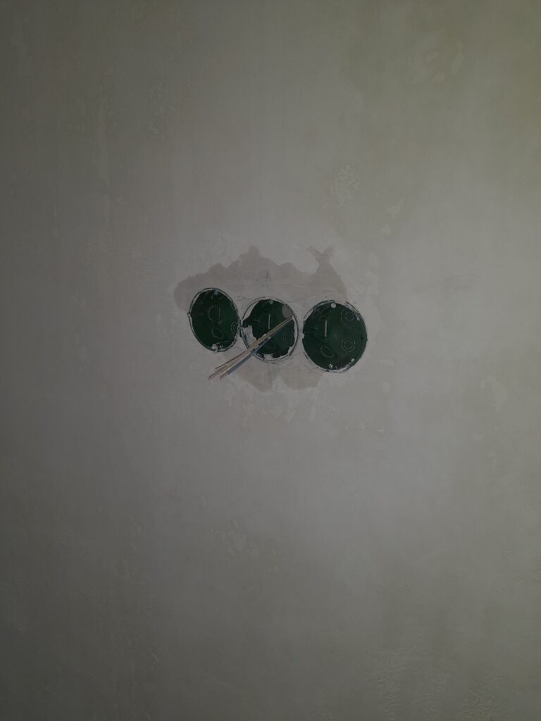 Монтаж подрозетников