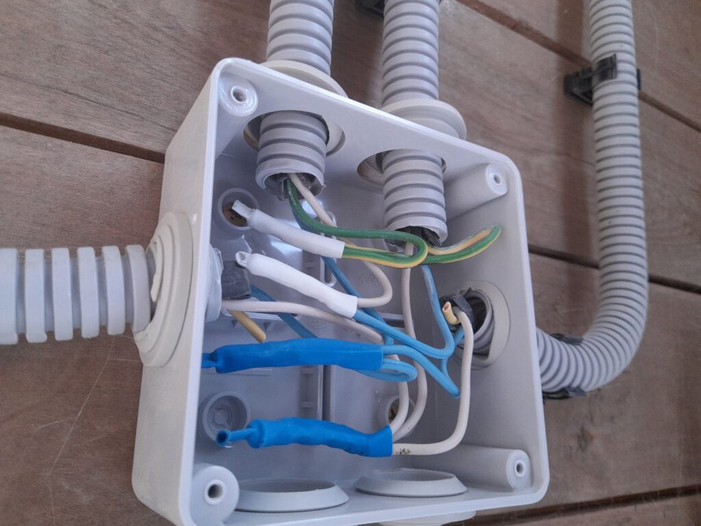 Как надо соедень поовода